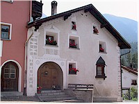 House with a small bay-window