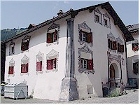 House with rich paintings