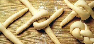 Zopf made out of two pieces