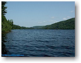 [ lake wapizagonke im la mauricie national park ]