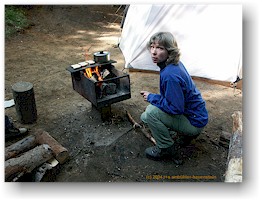 [ susanne mit grill ]