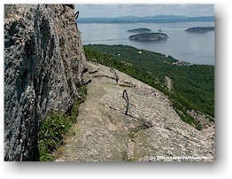 [ precipice trail zum champlain mountain ]