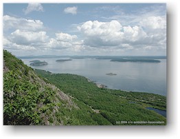 [ blick vom precipice trail auf die kste richtung norden ]
