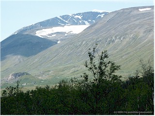 [ fjllstation vor dem kebnekaise-massiv ]