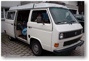 unser VW bus T2 - genannt "joker" oder auch "jogi" - ist startbereit