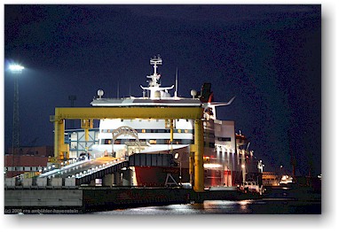 die superfast VIII im berseehafen rostock