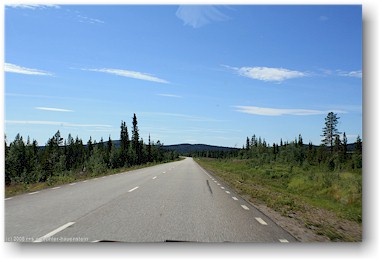 hauptstrasse E45 entlang des muddus nationalpark, S