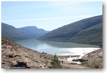 blick auf den see svartisvatnet