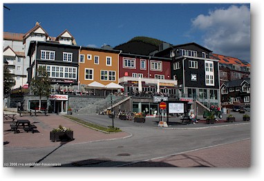 dorfplatz von re, S