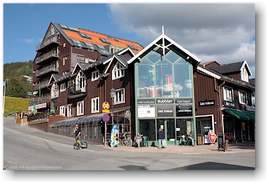 im zentrum von re, S