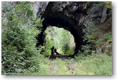 kurzer tunnel zwischen veggli und rdberg