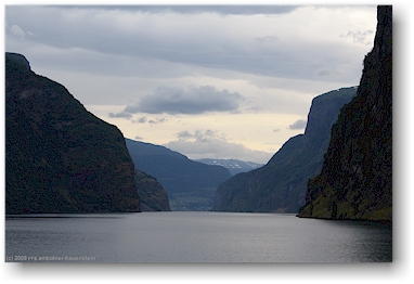 blick in den aurlandsfjorden, N
