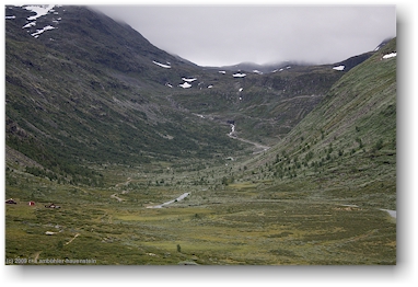 auf der passstrasse nummer 55 richtung sognefjell