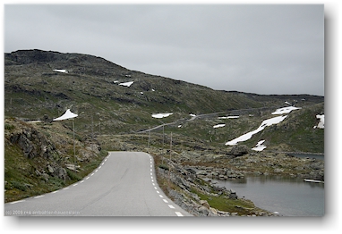 auf der passstrasse nummer 55 auf dem sognefjell
