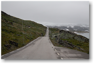auf der passstrasse nummer 55 auf dem sognefjell