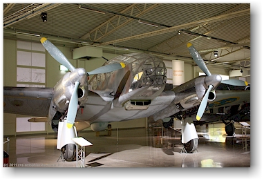 B 16/S 16 - Caproni Ca 313 im flygvapenmuseum (luftwaffenmuseum) bei linkoeping, SE