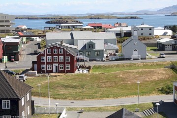 haeuser im zentrum von stykkisholmur