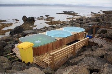 hot pots zwischen strasse und meer in drangsnes