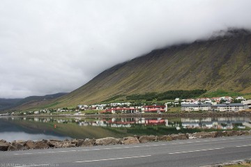 isafjoerdur am skutulsfoerdur