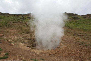 dampfendes loch bei der hveragerdi hot spring