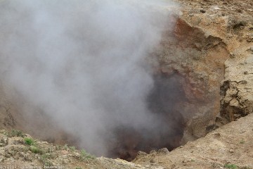 dampfendes loch bei der hveragerdi hot spring