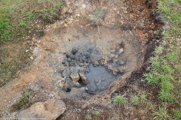 brodelndes schlammloch bei der hveragerdi hot spring