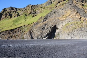 basalt caves bei reynisfjara