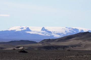 hochland mit dem vatnajoekull im hintergrund