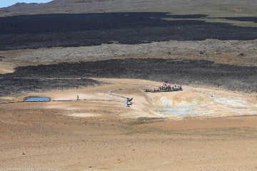 erstarrter lavastrom in der geothermisch aktiven zone leirhnjukur bei krafla