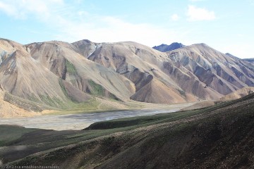 flussbett bei landmannalaugar