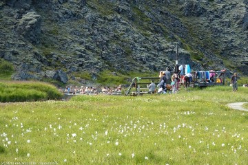 warmer pool in landmannalaugar