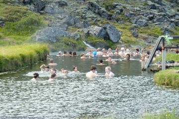 warmer pool in landmannalaugar
