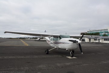 flugzeug der eagle air auf dem flugplatz in reykjavik
