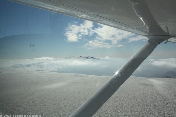 myrdalsjoekull mit hekla im hintergrund