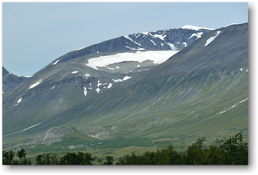 letzter blick auf den kebnekaise und die fjaellstation