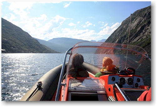 bootsfahrt ueber den ofotfjorden
