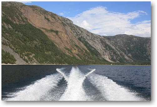 kielwasser im ofotfjorden