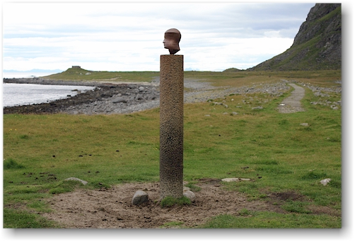 kunstwerk "kopf" von markus raetz