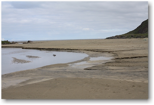 sandstrand an der kueste bei horseidvika