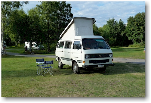 unser VW bus auf dem campingplatz noetoen bei vaegsjoefors