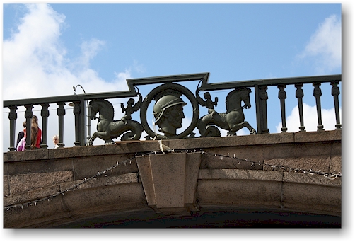 verzierung am brueckengelaender der kaempebron in goeteborg