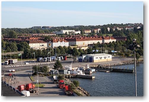 wohnsiedlung beim ueberseehafen in goeteborg