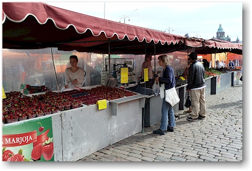 marktstand beim hafen von helsinki, FI