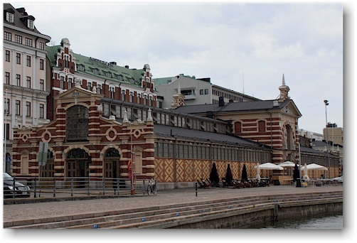 alte markthalle beim hafen von helsinki, FI