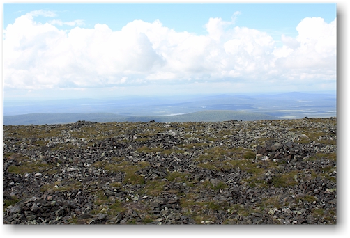aussicht vom gipfel des taivaskero richtung nordwesten im nationalpark pallas-yllaestunturin, FI