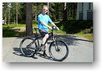 reto auf dem gemieteten bike in levi, FI