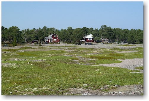 strandhaeuser auf enskaer