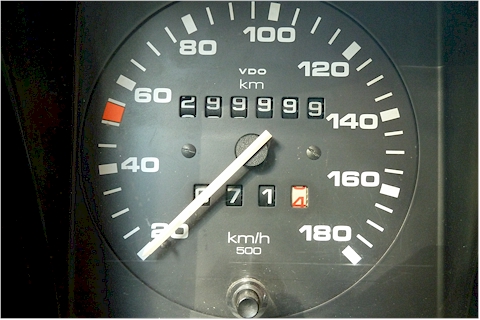 unser VW bus joker - kilometerstand 299'999 km