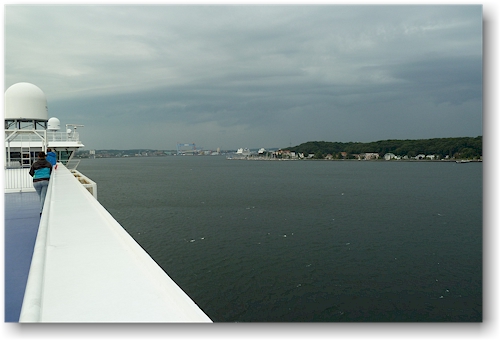 blick von der stena germanica auf die hafeneinfahrt von kiel, DE