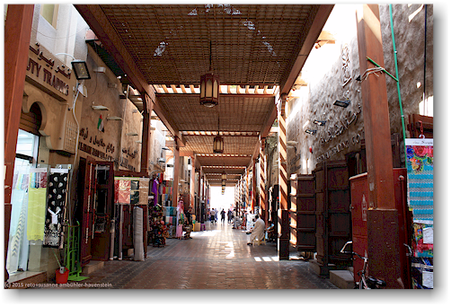 old souq (alter markt) in dubai